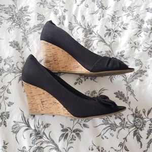 American Eagle peep-toe wedges